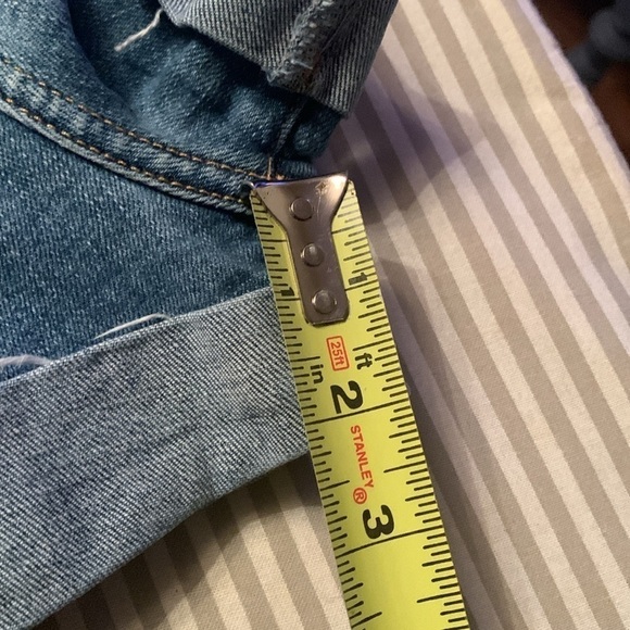 Forever 21 Distressed Denim Shorts Size 27 #329 - Picture 7 of 8